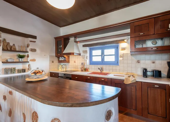 Lydia ヴィラ パロス島